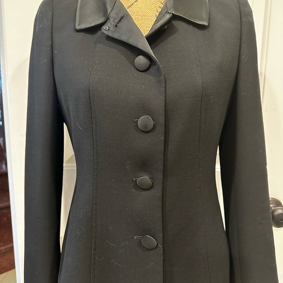 Giorgio Armani Women”s Blazer - Picture 2 of 11